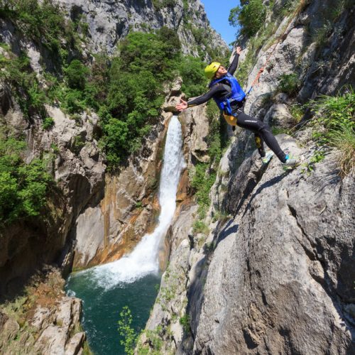 Plitvice lakes group tour from Split